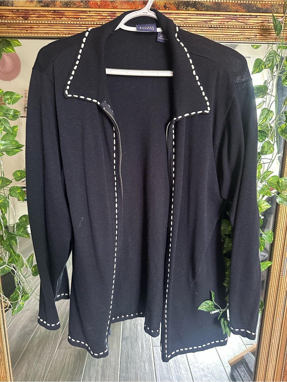 Hillard & Hanson Black Open-Front Jacket with White Stitching